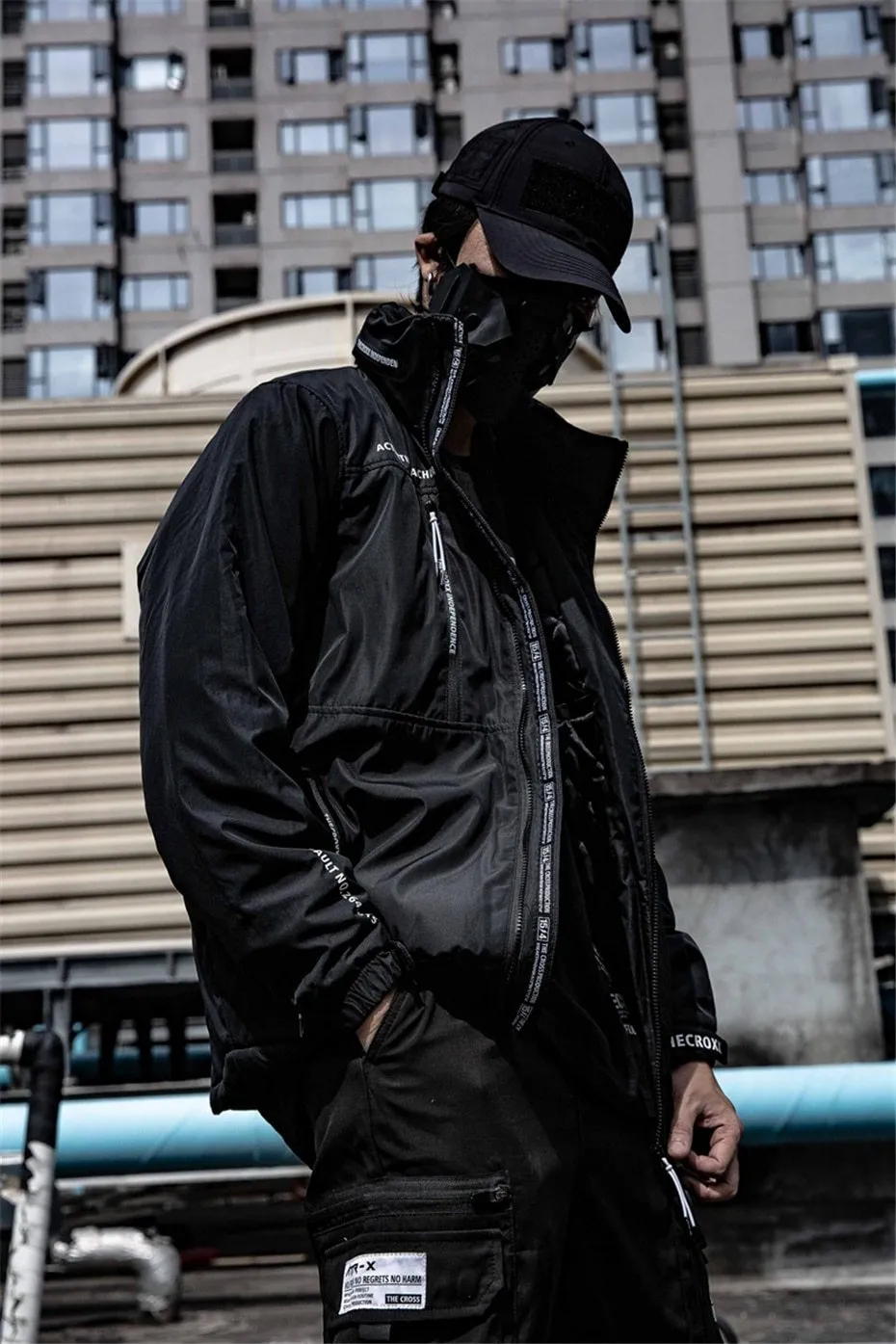 CROXX OFFICIAL Dark Matter Padded Windbreaker